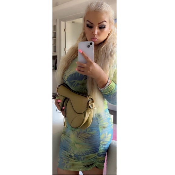 Meet your Posher, Jennifer - Picture 16 of 16